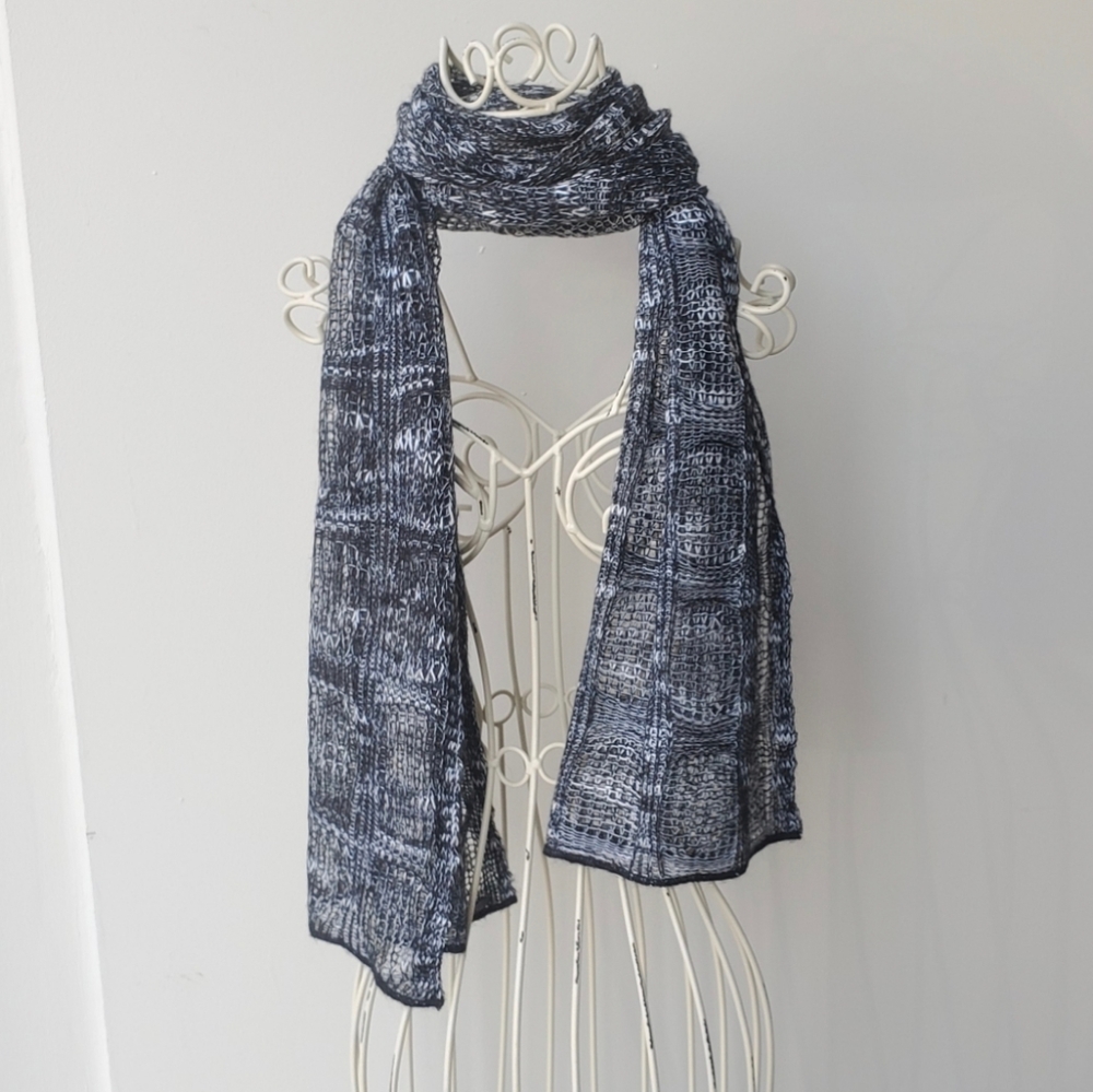 Ray Strauss Open Weave Scarf